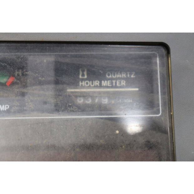 1992 TCM FG15N17t-46809494