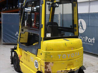 toyota-25-1447176-46809505