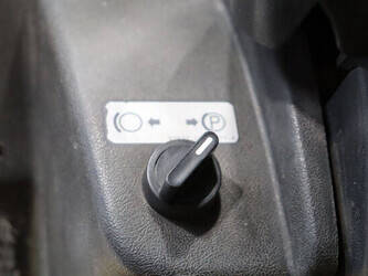 toyota-25-1447176-46809529