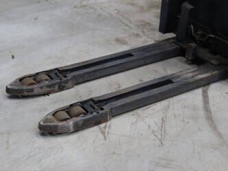 2019-linde-d12-sp-46809563