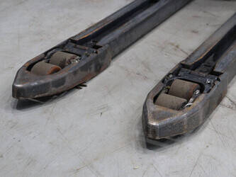 2019-linde-d12-sp-46809564