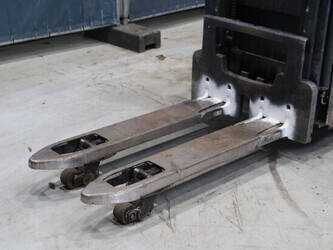 2019-linde-d12-sp-46809567