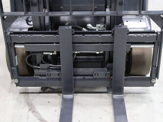 2017-linde-e16l-02-1447178-46809583