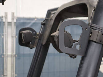 2017-linde-e16l-02-1447178-46809585