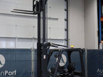 2017-linde-e16l-02-1447178-46809609