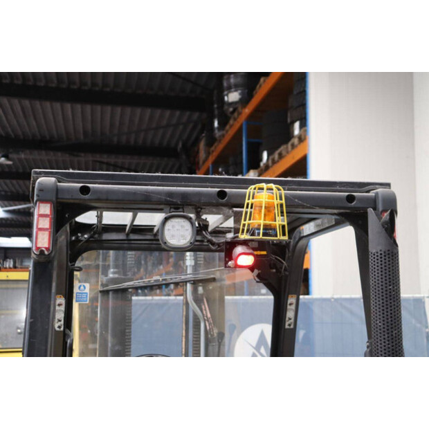 2011 يال GDP35VX-46809717