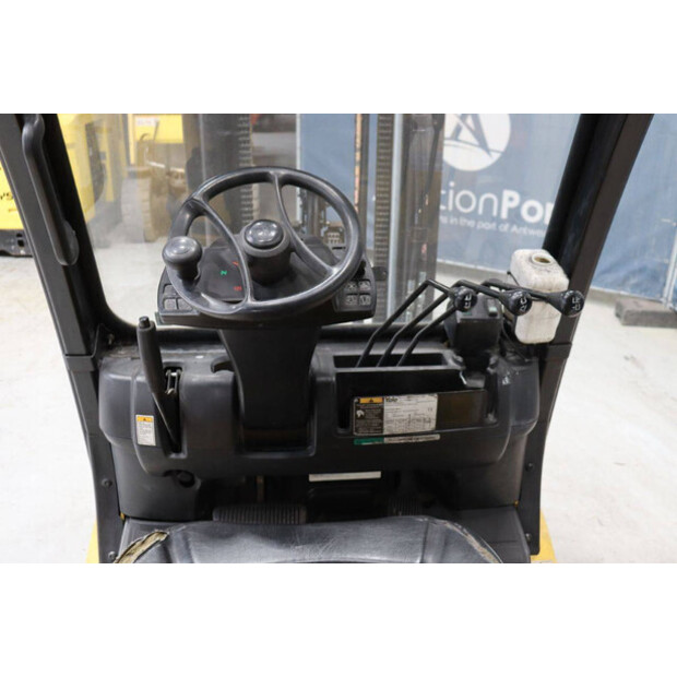 2011 يال GDP35VX-46809719