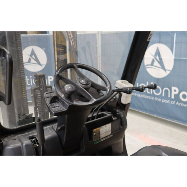 2011 يال GDP35VX-46809722