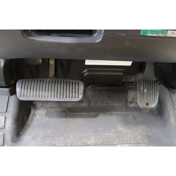 2011 يال GDP35VX-46809723