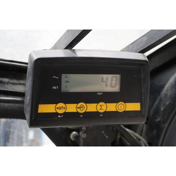 2011 يال GDP35VX-46809731