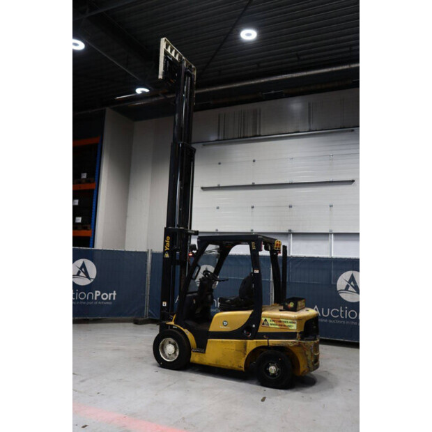 2011 يال GDP35VX-46809739