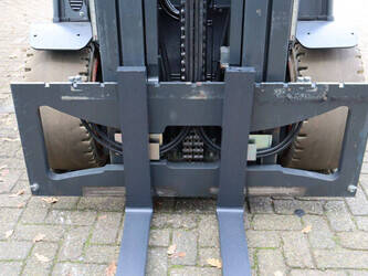 2021-linde-e35h-01-600-1447184-46809833