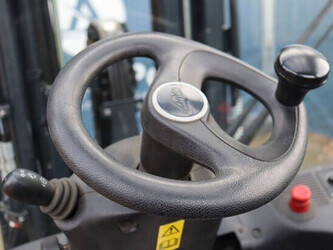 2021-linde-e35h-01-600-1447184-46809845