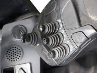 2015-linde-h30t-02-1447190-46810045