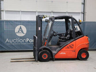 Image for FORKLIFTS 2011 Linde H25T-01