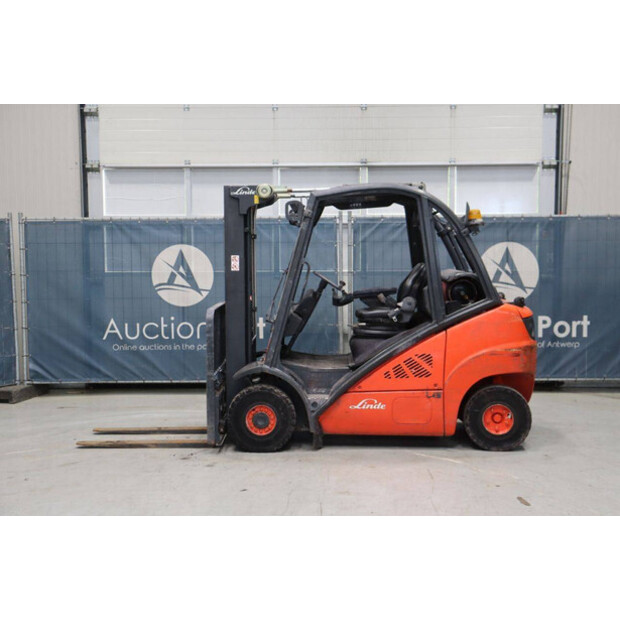 2011 Linde H25T-01-46810049
