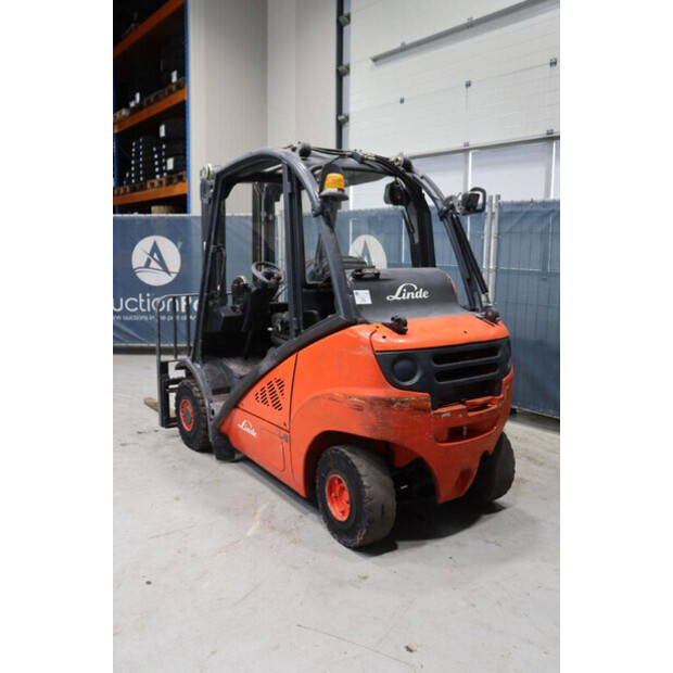 2011 Linde H25T-01-46810051