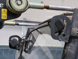 2011-linde-h25t-01-1447192-46810061