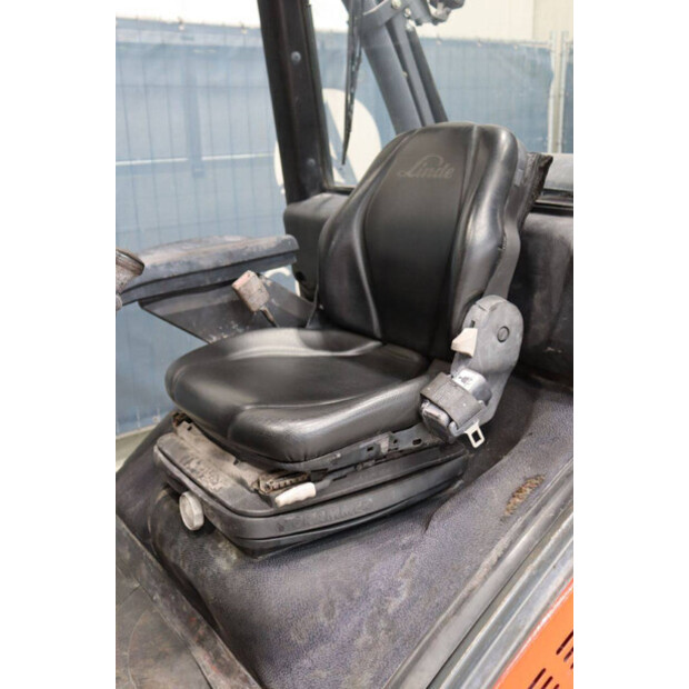 2011 Linde H25T-01-46810070