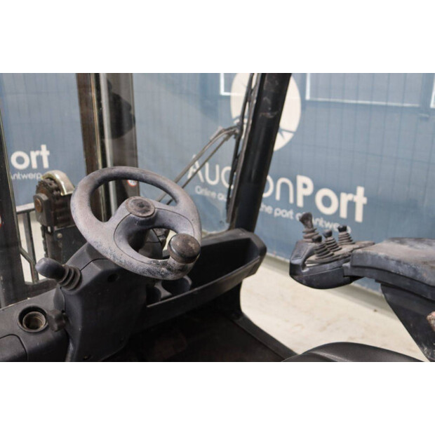 2011 Linde H25T-01-46810071