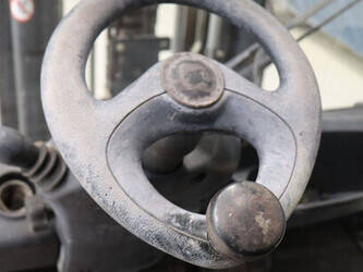 2011-linde-h25t-01-1447192-46810073