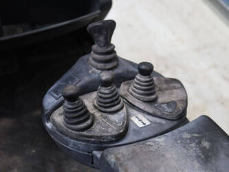 2011-linde-h25t-01-1447192-46810074