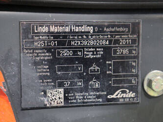 2011-linde-h25t-01-1447192-46810079
