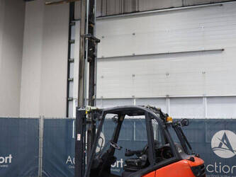 2011-linde-h25t-01-1447192-46810081