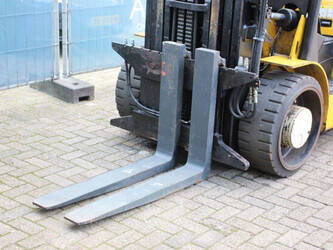 2010-yale-glc70vx-1447202-46810266