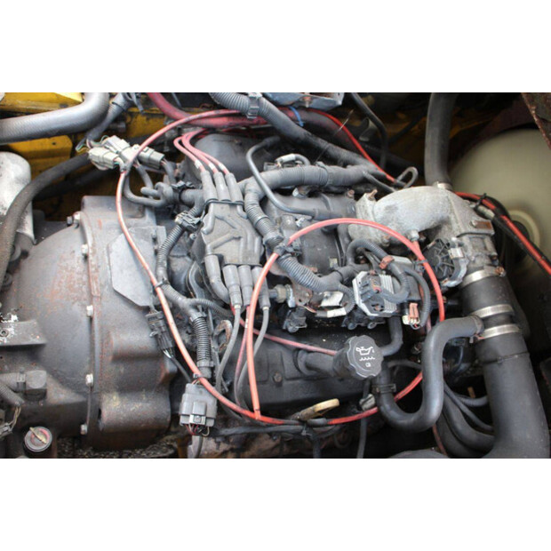 2010 يال GLC70VX-46810275