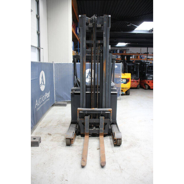 2015 Fenwick-Linde R14-01-46810435