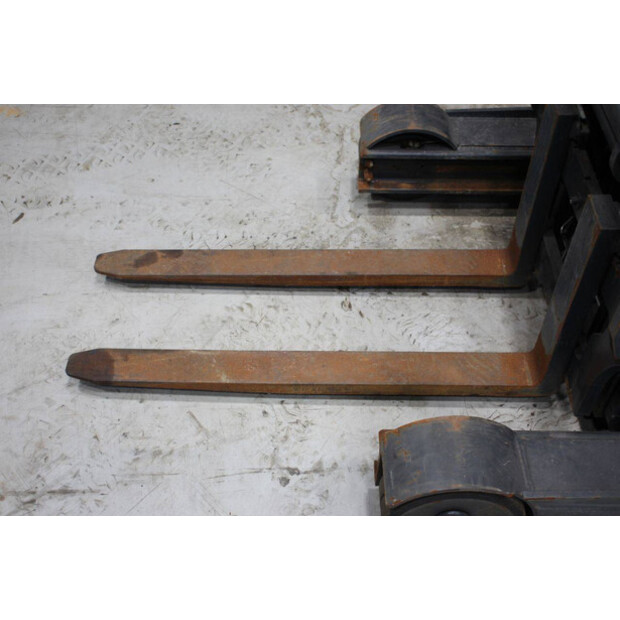 2015 Fenwick-Linde R14-01-46810439