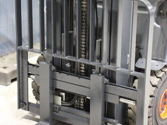 2017-linde-e25h-01-600-1447209-46810464