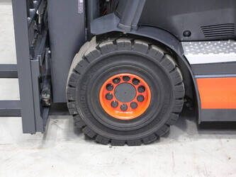 2017-linde-e25h-01-600-1447209-46810468