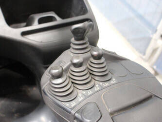 2017-linde-e25h-01-600-1447209-46810479