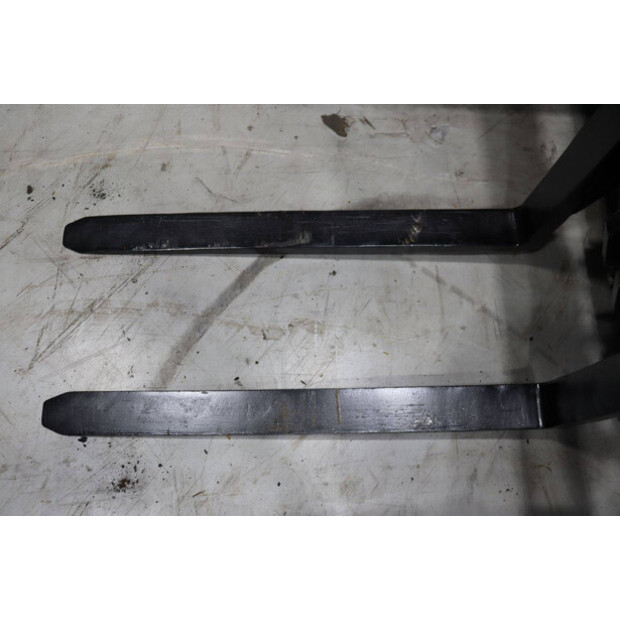 2008 BT FRE270-46810770