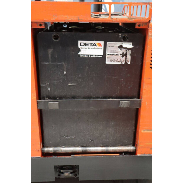 2008 BT FRE270-46810793