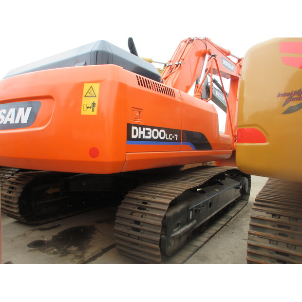 2024 Doosan DH300LC-46812621