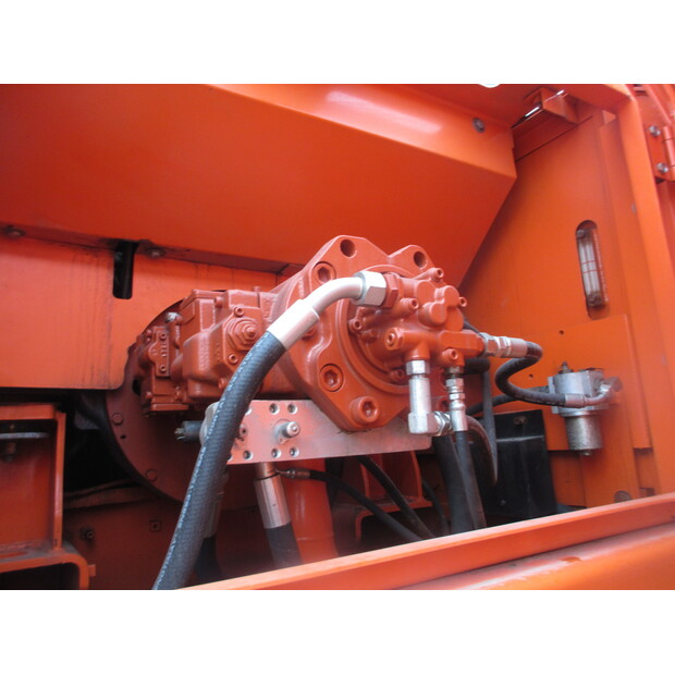 2024 Doosan DH300LC-46812625