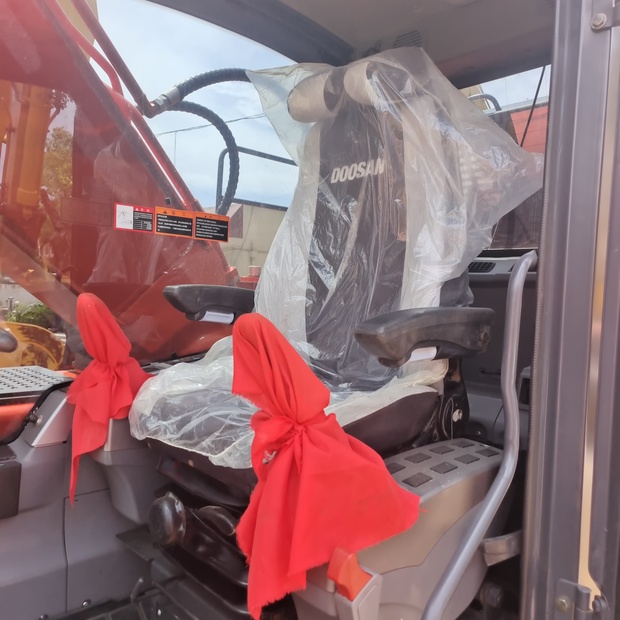 2024 Doosan DX225-46812634