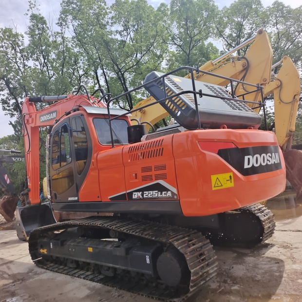 2024 Doosan DX225-46812648