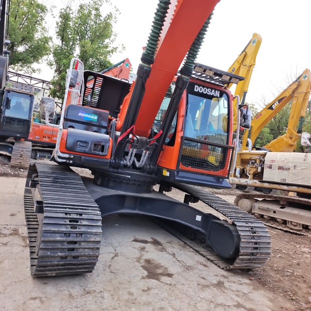 2024 Doosan DX300-46812694