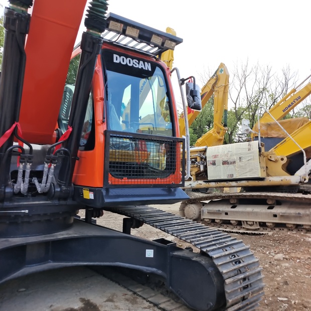 2024 Doosan DX300-46812695