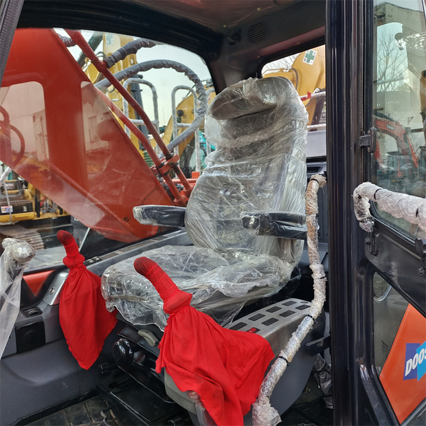 2024 Doosan DX300LC-9C-46812715