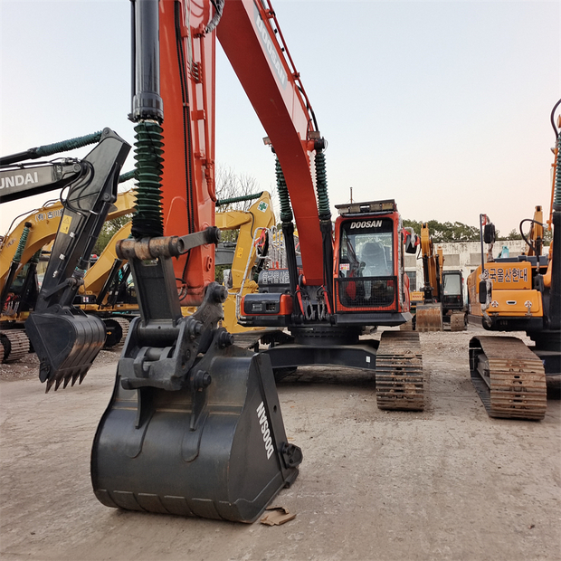 2024 Doosan DX300LC-9C-46812717