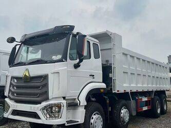 Image de CAMIONS 2024 HOWO 420HP