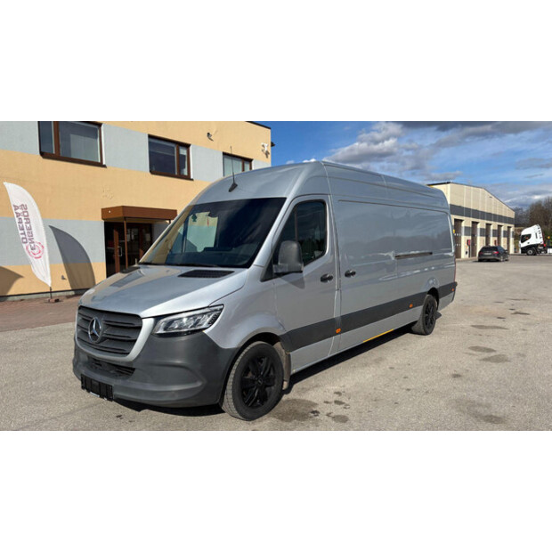 2020 Mercedes-Benz SPRINTER-46813281