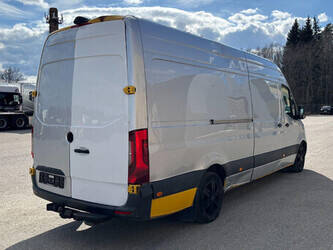 2020-mercedes-benz-sprinter-1447279-46813284