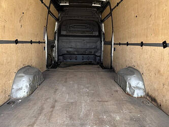 2020-mercedes-benz-sprinter-1447279-46813288