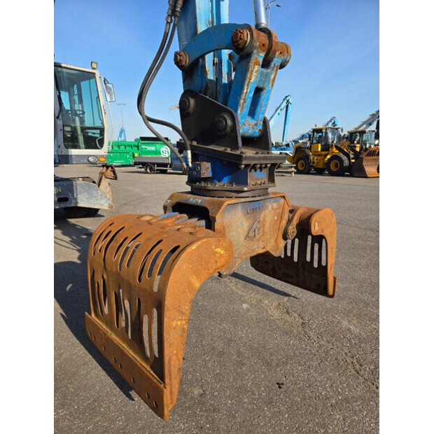 2016 FUCHS MHL331E-46813523